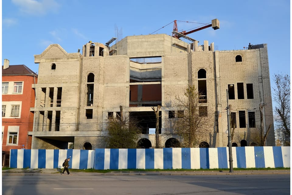 Are We Allowed to Actively Build a Torah Society Before Moshiach — or Must We Wait Passively?